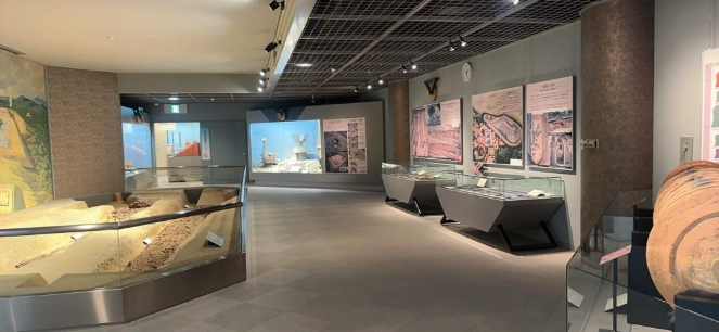 アイセル シュラ ホール 2階博物館展示